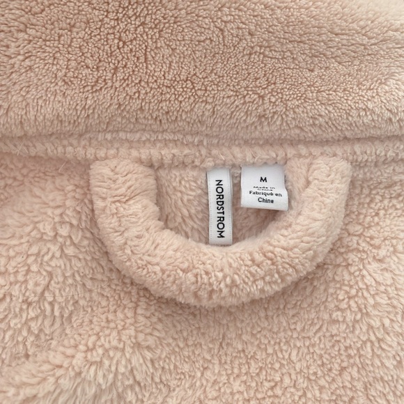 💗 Nordstrom Bliss Plush Light Pink Robe Women’s Size Medium - Picture 4 of 7